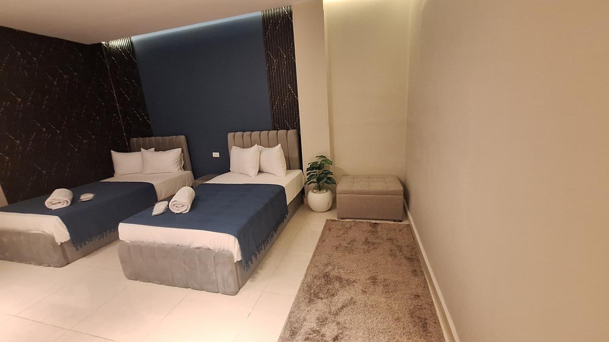 Downtown Family Hotel